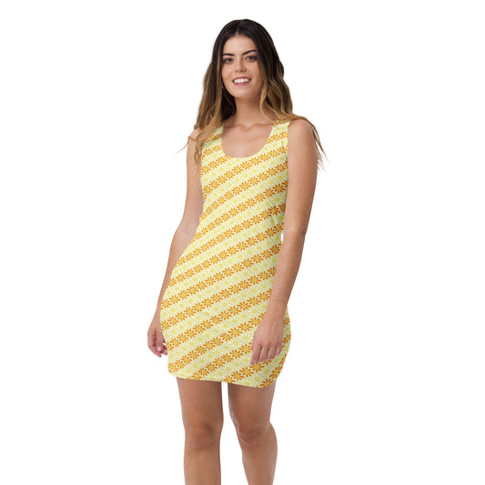 イエローの菊菱文様のレディースワンピースのイメージ画像(フロント)