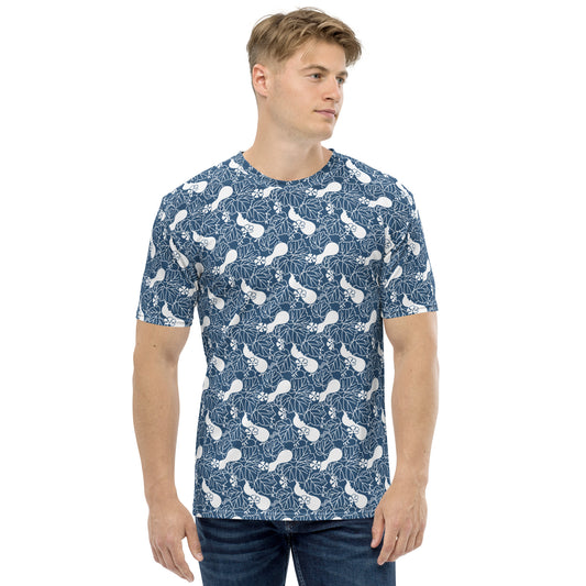 紺色の瓢箪文様メンズTシャツのコーディネート画像（フロント）