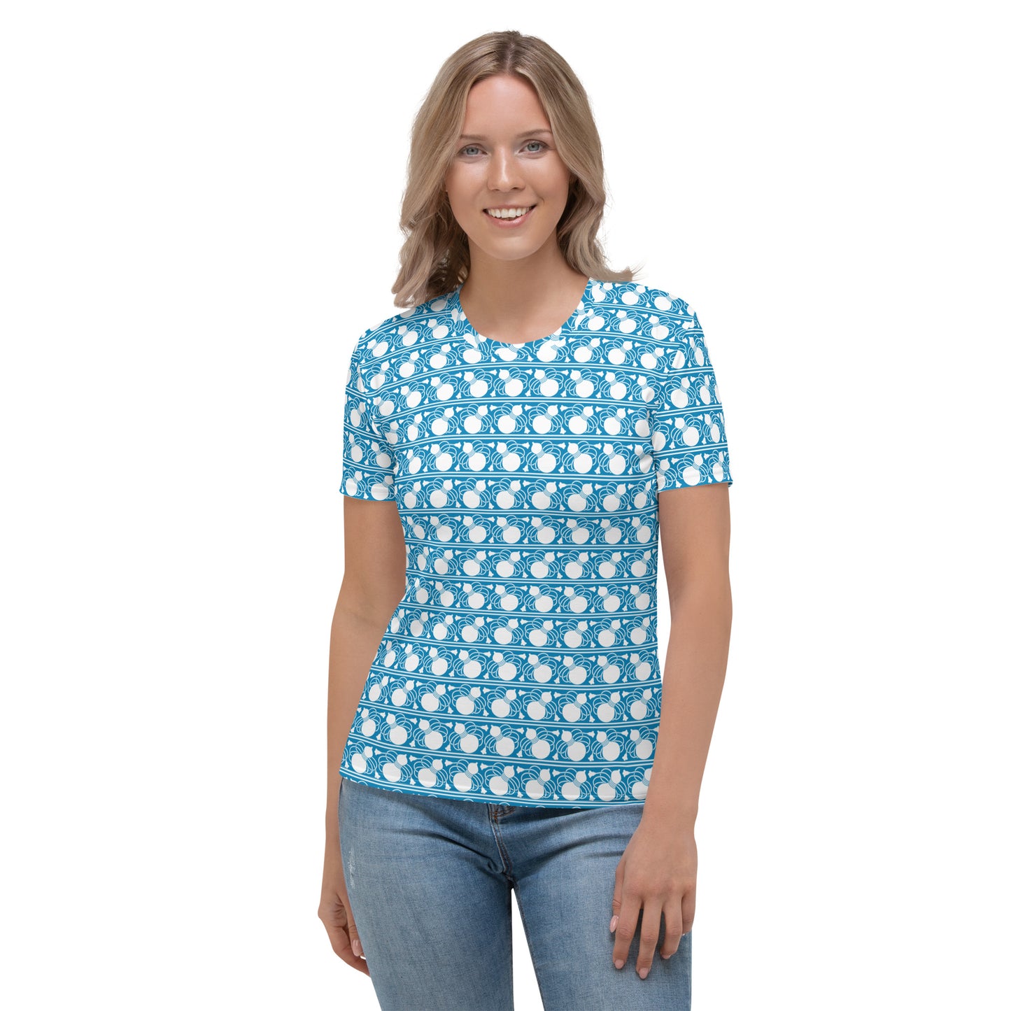 水色の瓢箪文様レディースTシャツのコーディネート画像（フロント）
