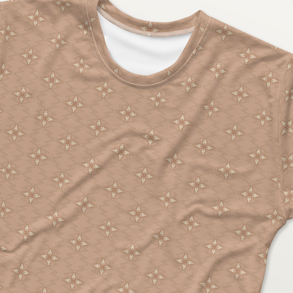 茶色の松皮菱に花菱文様メンズTシャツの接写画像