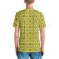 黄色の蜀江文メンズTシャツのコーディネート画像（バック）