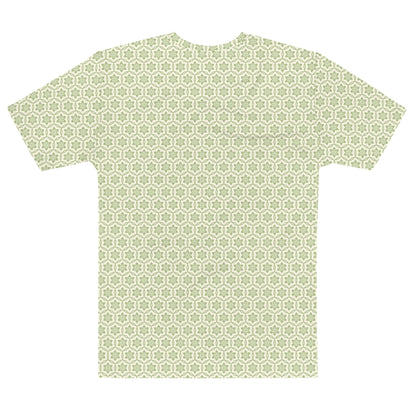 緑色の亀甲に花文様メンズTシャツの背面画像