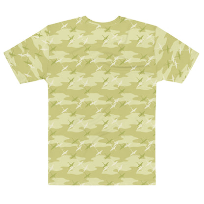 オリーブ色の鶴文様メンズTシャツの背面画像