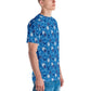 青色の鼓胴の文様のメンズTシャツのコーディネート画像（右サイド）