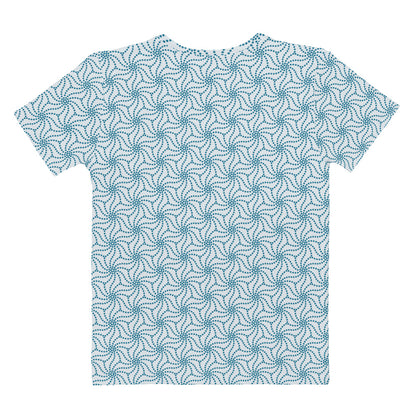 青色（水色）のねじれ麻の葉文様レディースTシャツの背面画像