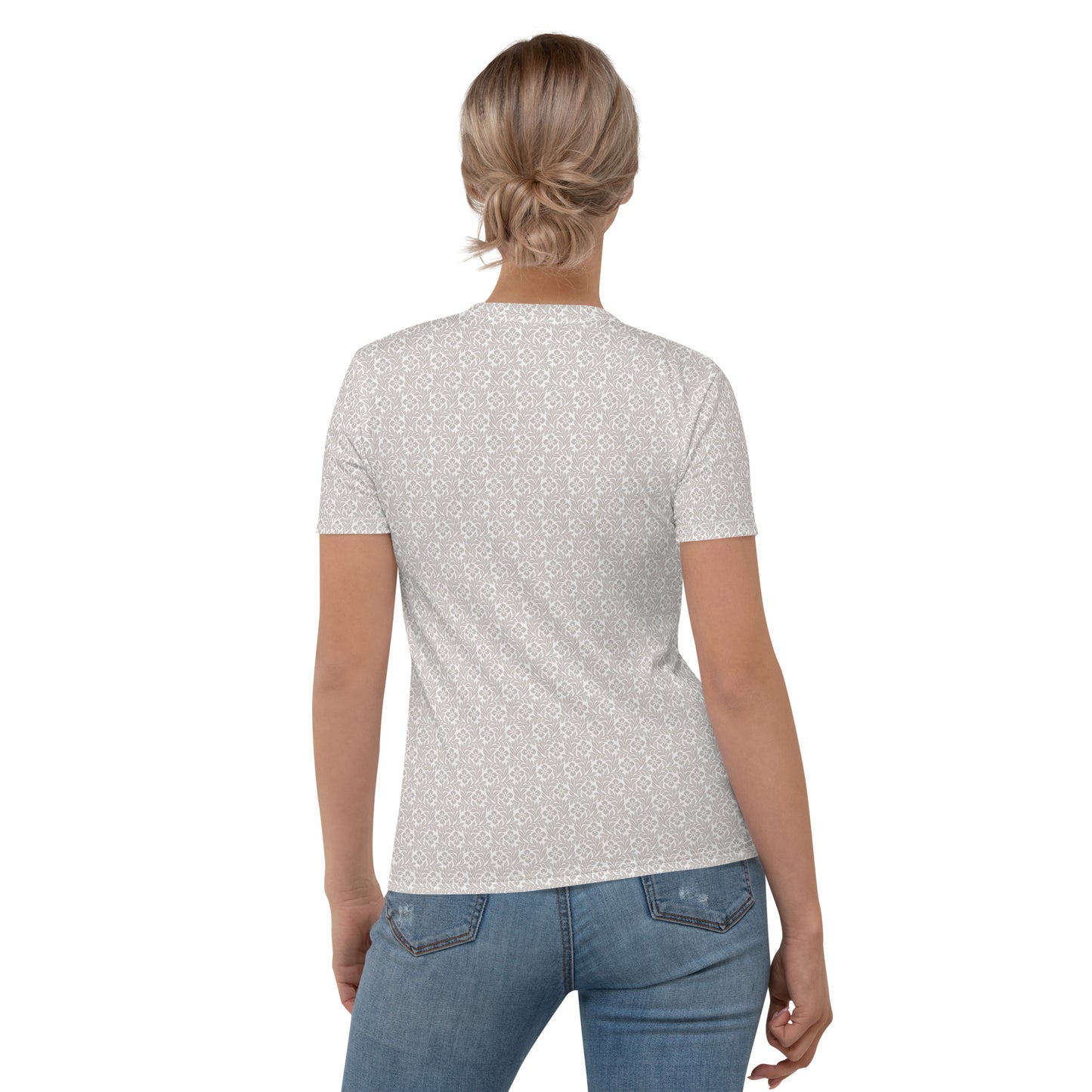 グレーの花勝見柄レディースTシャツのコーディネート画像（バック）