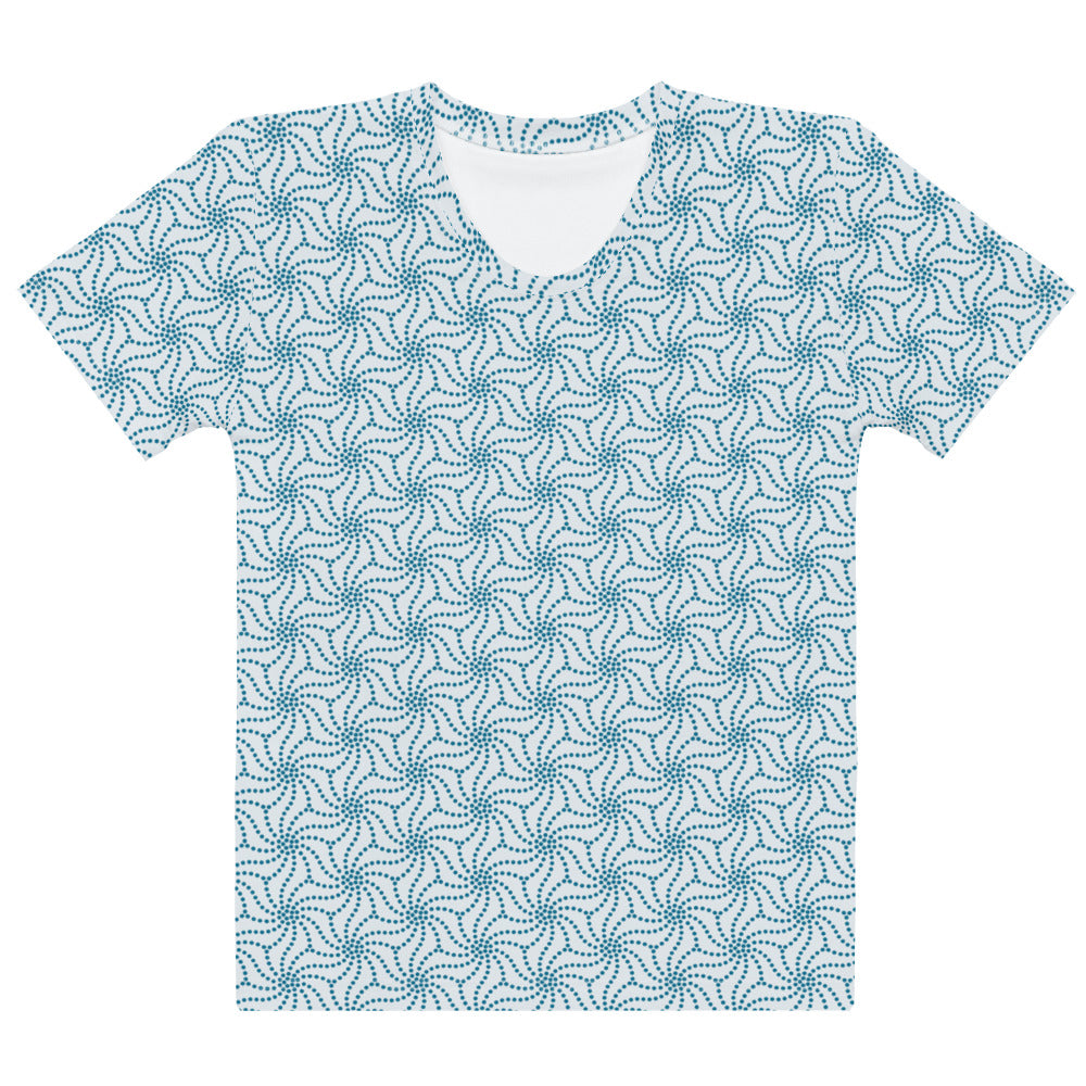 青色（水色）のねじれ麻の葉文様レディースTシャツの前面画像
