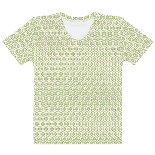 緑色の亀甲に花文様レディースTシャツの前面画像